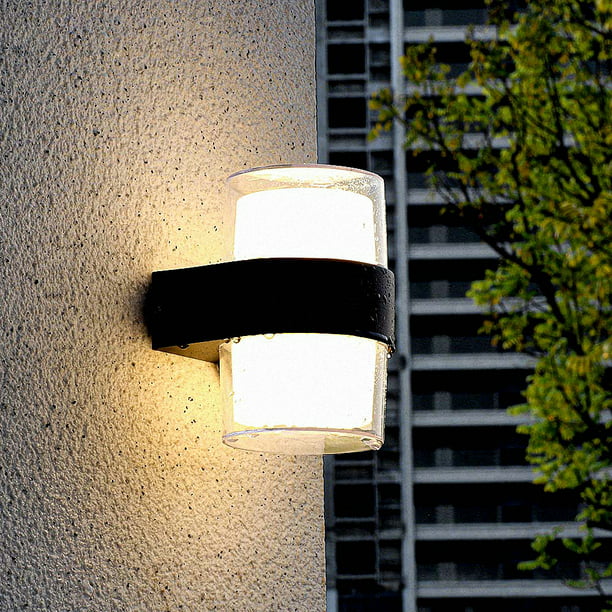 Outdoor Wall Lights